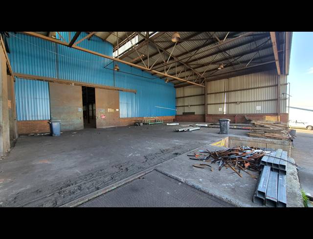 4,000M² FACTORY TO LET IN LILIANTON